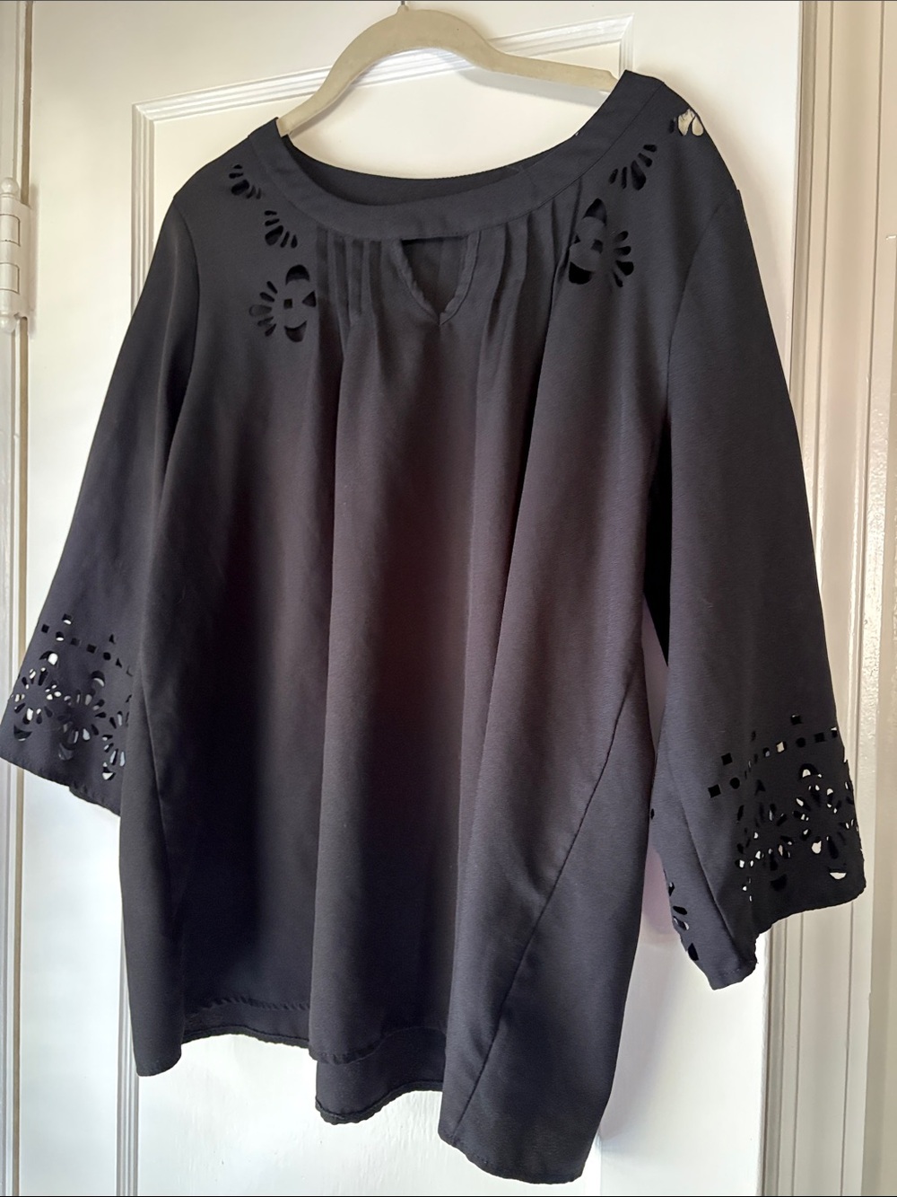 Women's Black Laser-Cut 3/4 Sleeve Top